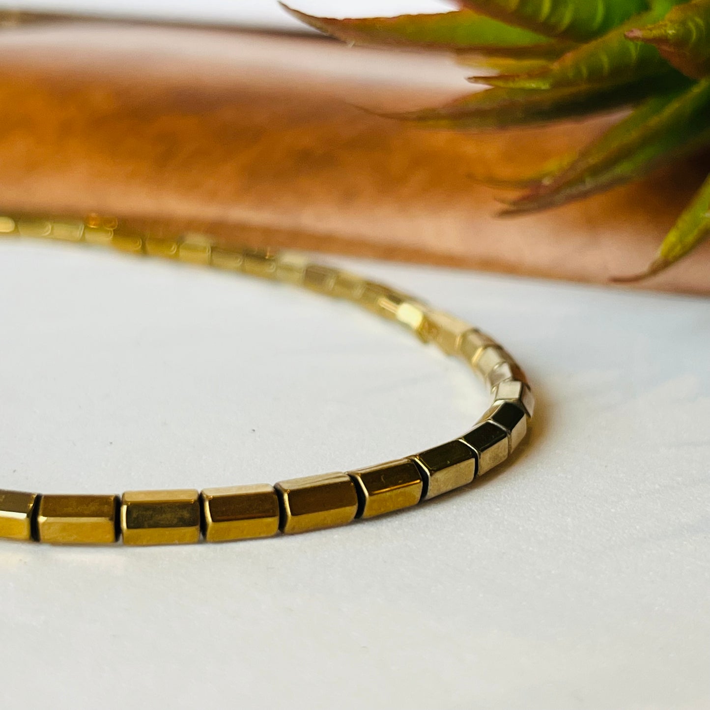 Edge Hematite Necklace