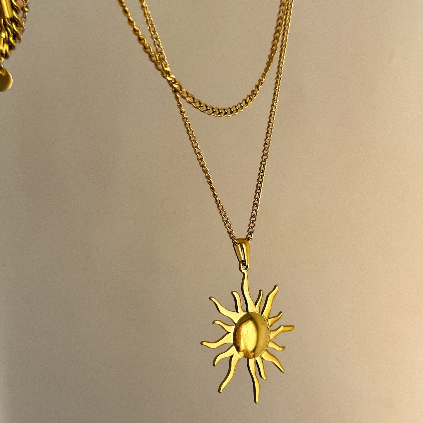 The Solar Necklace
