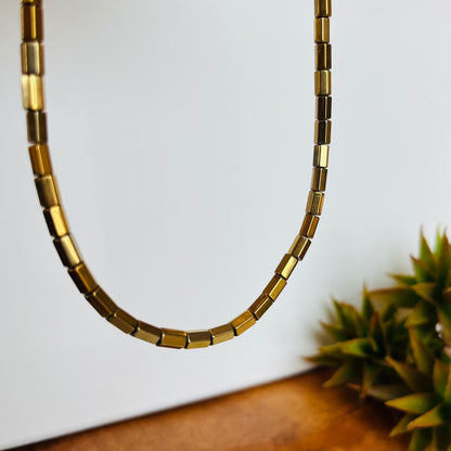 Edge Hematite Necklace